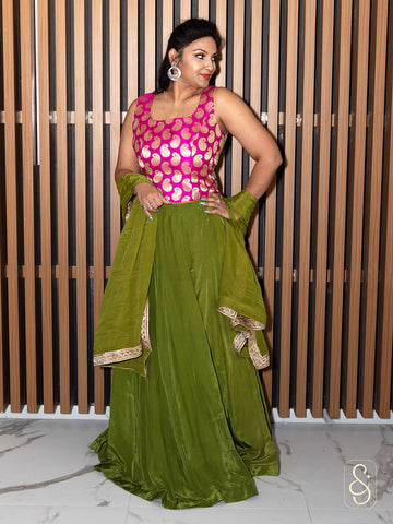 Elegant Green Crepe Lehenga With Banarasi Blouse