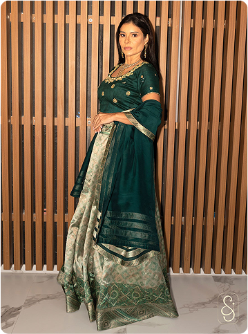 Modern Indian couture that celebrates the way you feel & shine.