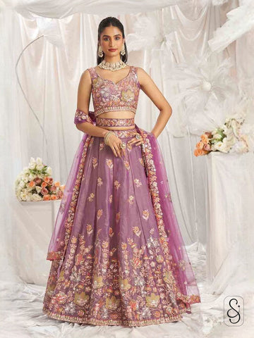 How to Style Traditional Indian Wear in Australia for Modern Events?