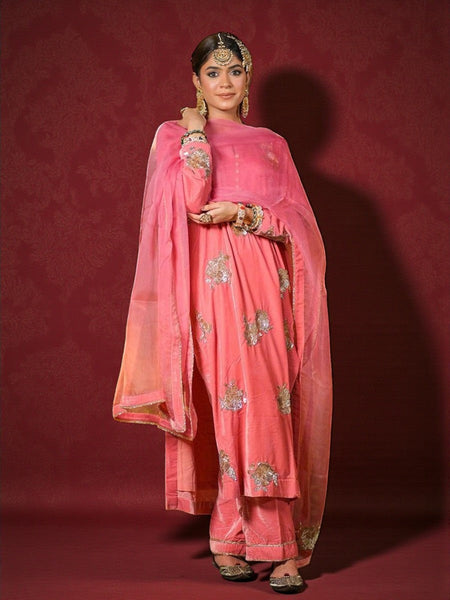 Which colours of salwar suits make you look royal?