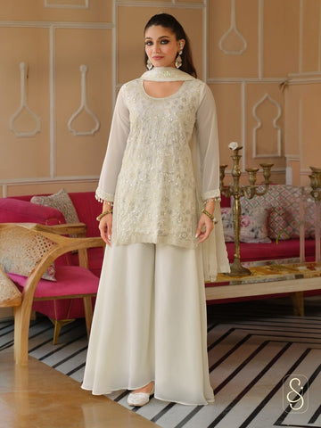 Luxurious White Georgette Celebration Suit