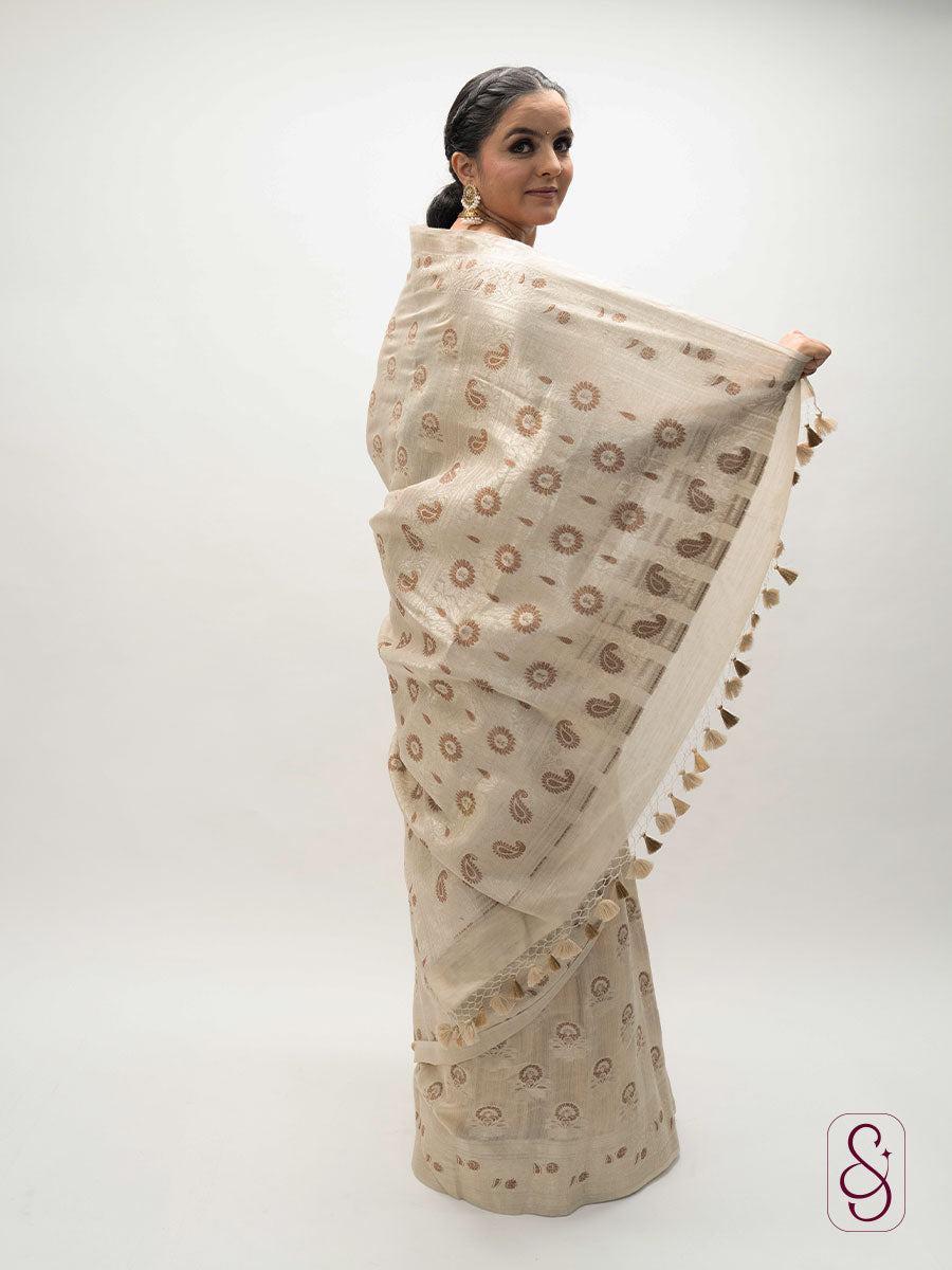 Banarsi moonga silk saree